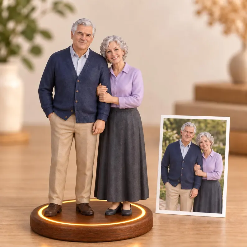 Realistic resin figurines customized from photos, personalized as family or couple portraits, or pet statuesâideal as wedding anniversary gifts, family memorials, or custom pet keepsakes.