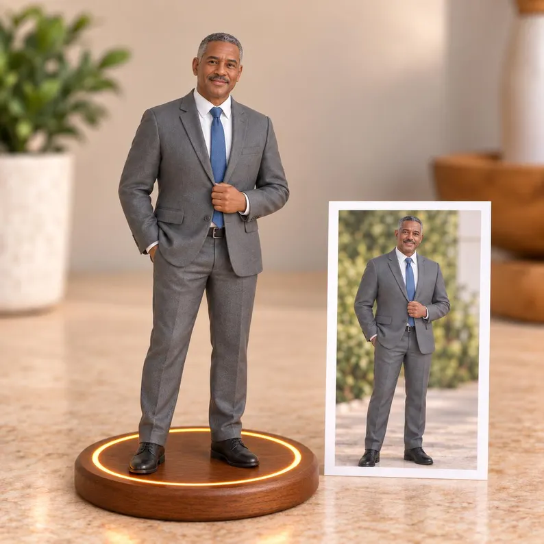 Realistic resin figurines customized from photos, personalized as family or couple portraits, or pet statues—ideal as wedding anniversary gifts, family memorials, or custom pet keepsakes.
